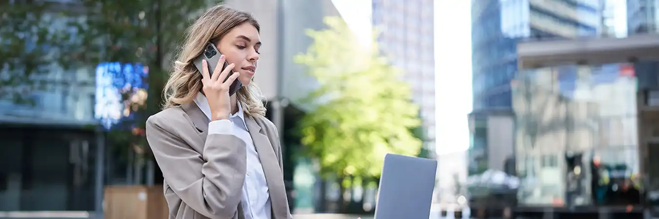 Cloud Calling vs. Traditional Phone Systems: 5 Reasons to Make the Switch 